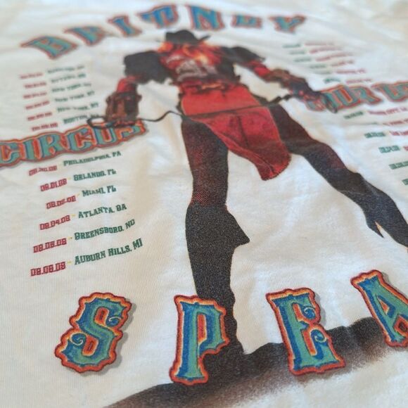 BRITNEY SPEARS 2009 Circus Tour Tee - Picture 6 of 10